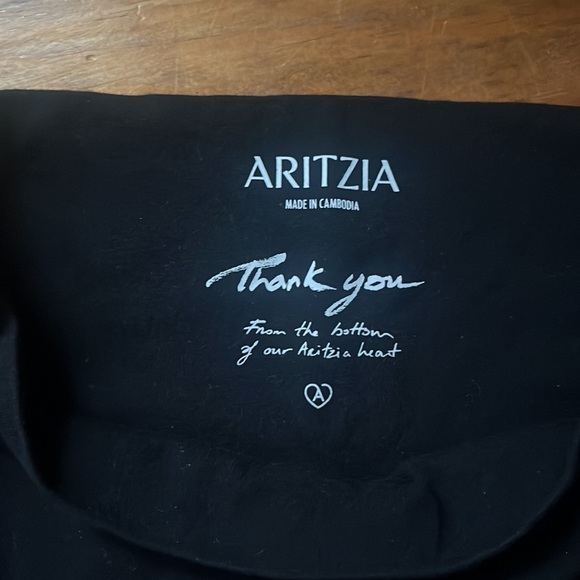 Aritzia leggings - Picture 2 of 3